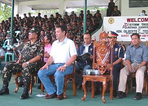 Defense secretary Gilbert Teodoro in his visit to the 8th infantry division in Catbalogan City