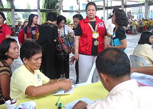 DSWD secretary Esperanza Cabral in Basey, Samar