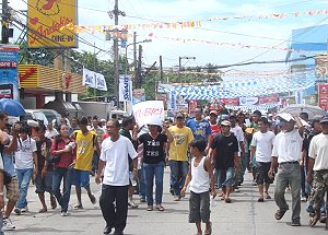 Rallyist against water problem in Tacloban