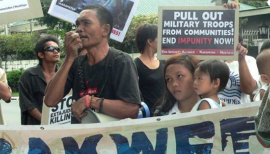 military pull-out protest rally