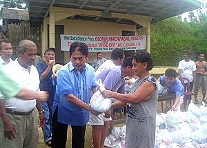 Congressman Doloy Coquilla during relief operations