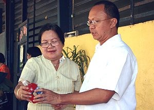 Gov. Ben P. Evardone and Eastern Samar Schools Division Supt. Dr. Nia Villalon.