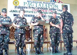 8th infantry division army soldier graduation