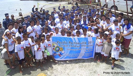 PP12 with street children of Catbalogan