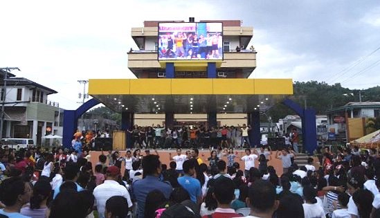 Giant electronic billboard at Catbalogan city plaza