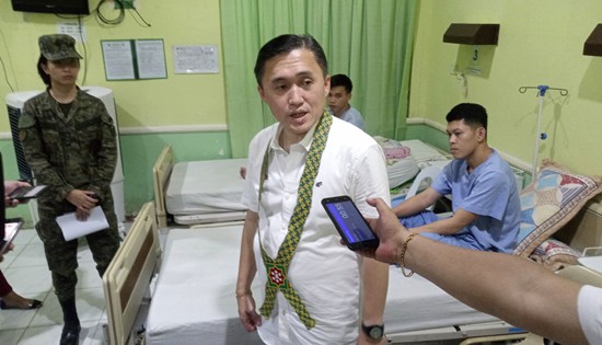 Bong Go at the Camp Lukban Station Hospital in Catbalogan City