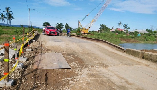 Biliran Bridge detours