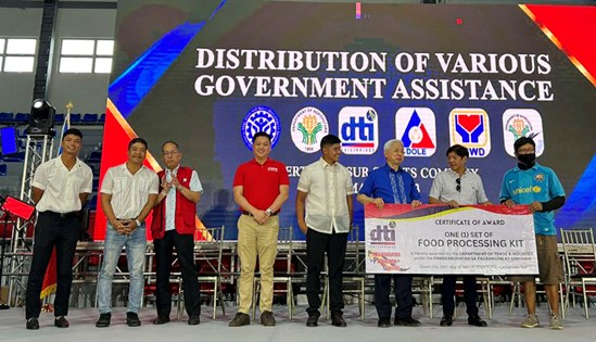 PBBM distributed various government assistance for the citizens of Pili, Camarines Sur. 